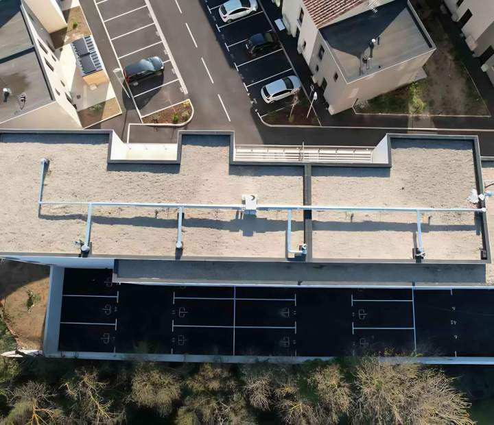 Traitement des toitures collectives à Villeneuve-les-Béziers